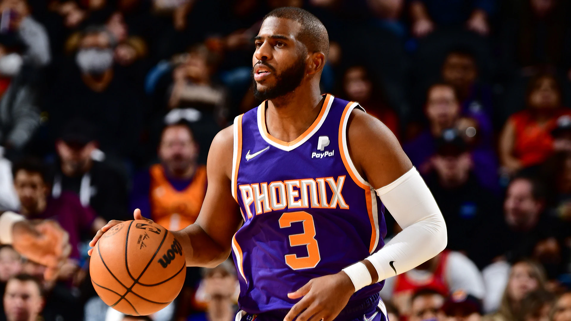 Report: Chris Paul to undergo MRI on right hand