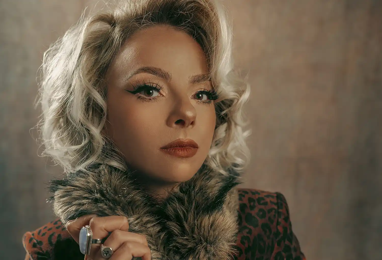 Headshot for “Samantha Fish”