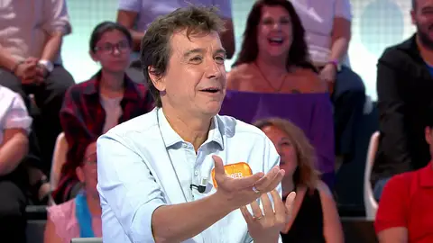 Roberto Leal, a punto de provocar una crisis entre Javier Veiga y Marta Hazas Roberto Leal, a punto de provocar una crisis entre Javier Veiga y Marta Hazas