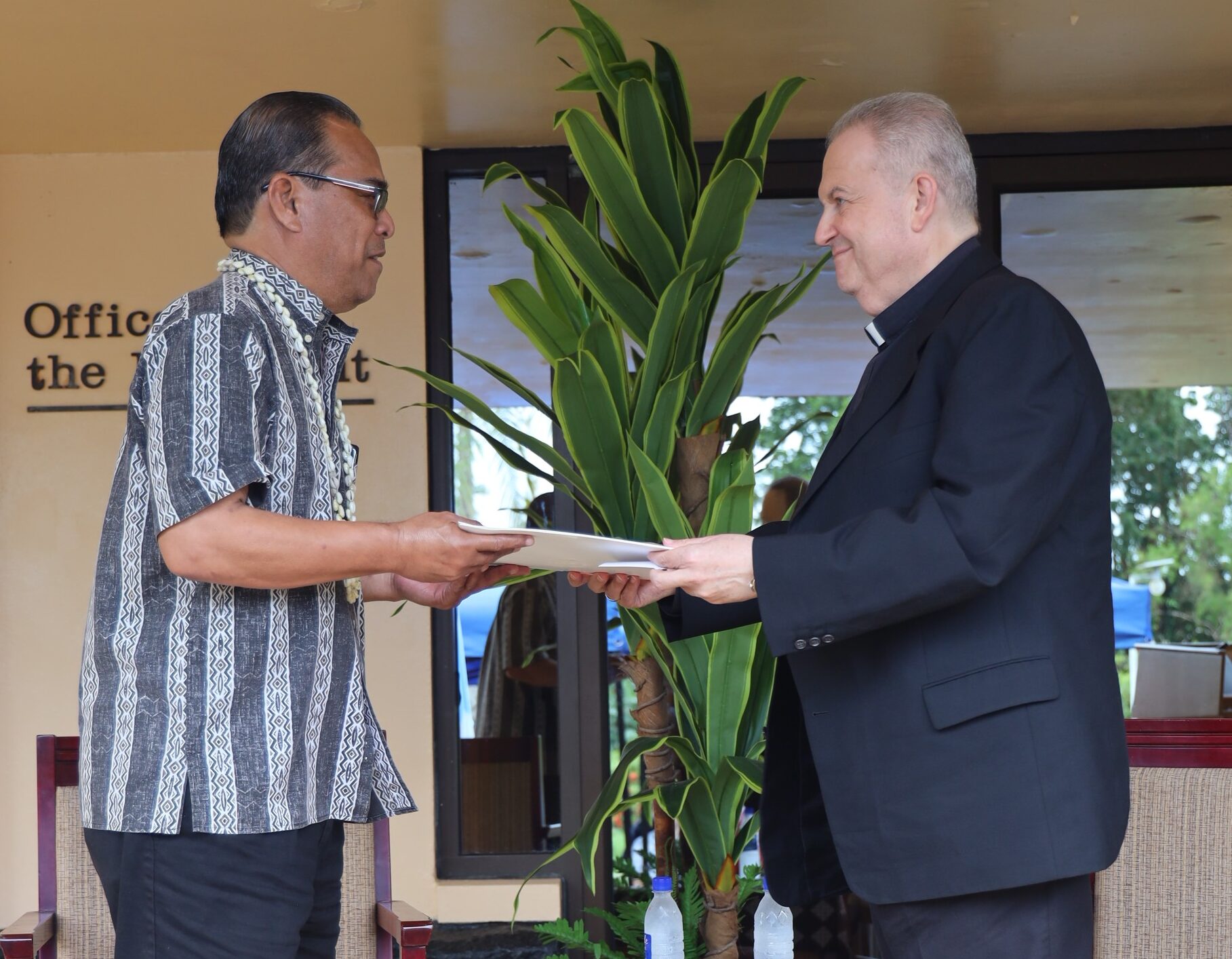President Simina Receives Credentials of His Excellency Archbishop Gábor Pintér, Apostolic Nuncio to the Federated States of Micronesia
