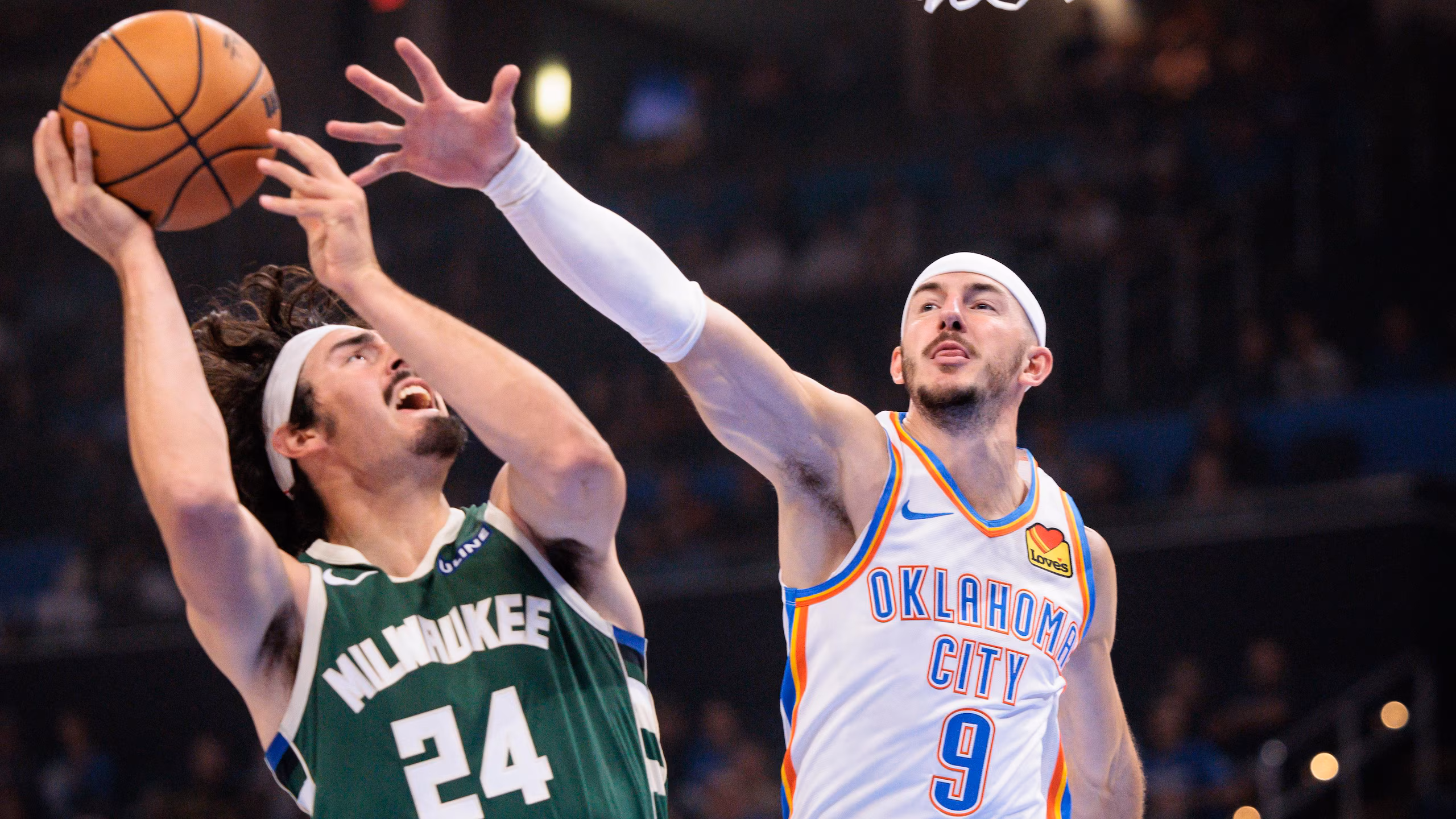 Milwaukee Bucks v Oklahoma City Thunder Milwaukee Bucks v Oklahoma City Thunder
