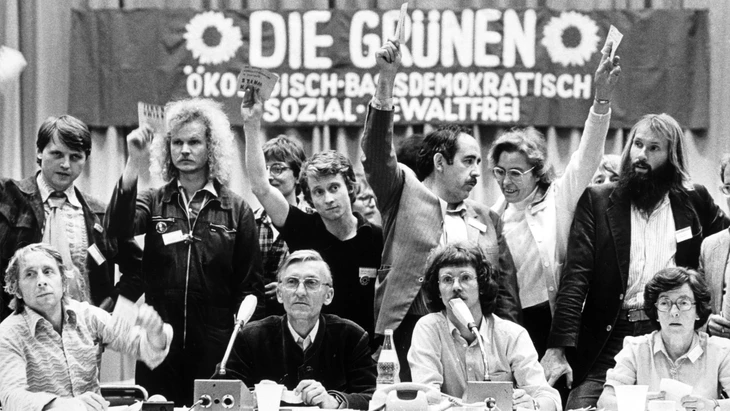 Die Diskussionsleitung der dritten Grünen-Bundesversammlung im Jahr 1980.