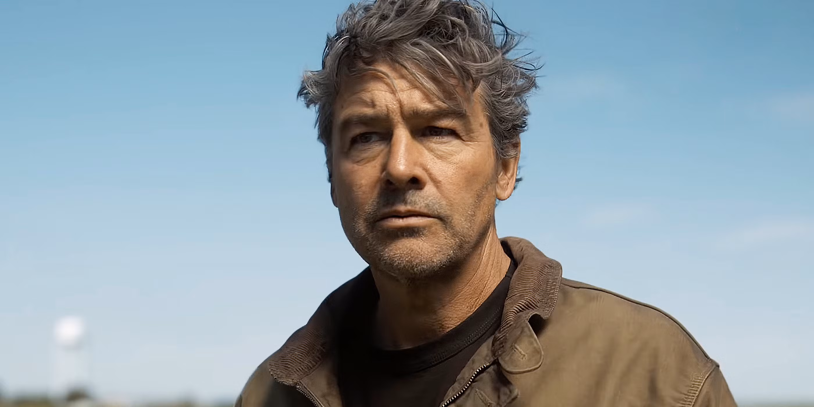 Kyle Chandler in 'Lanterns'
