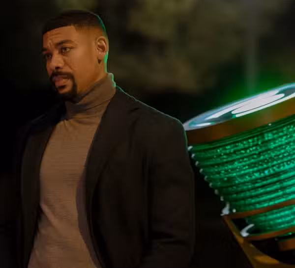 Aaron Pierre in Lanterns Episode 6