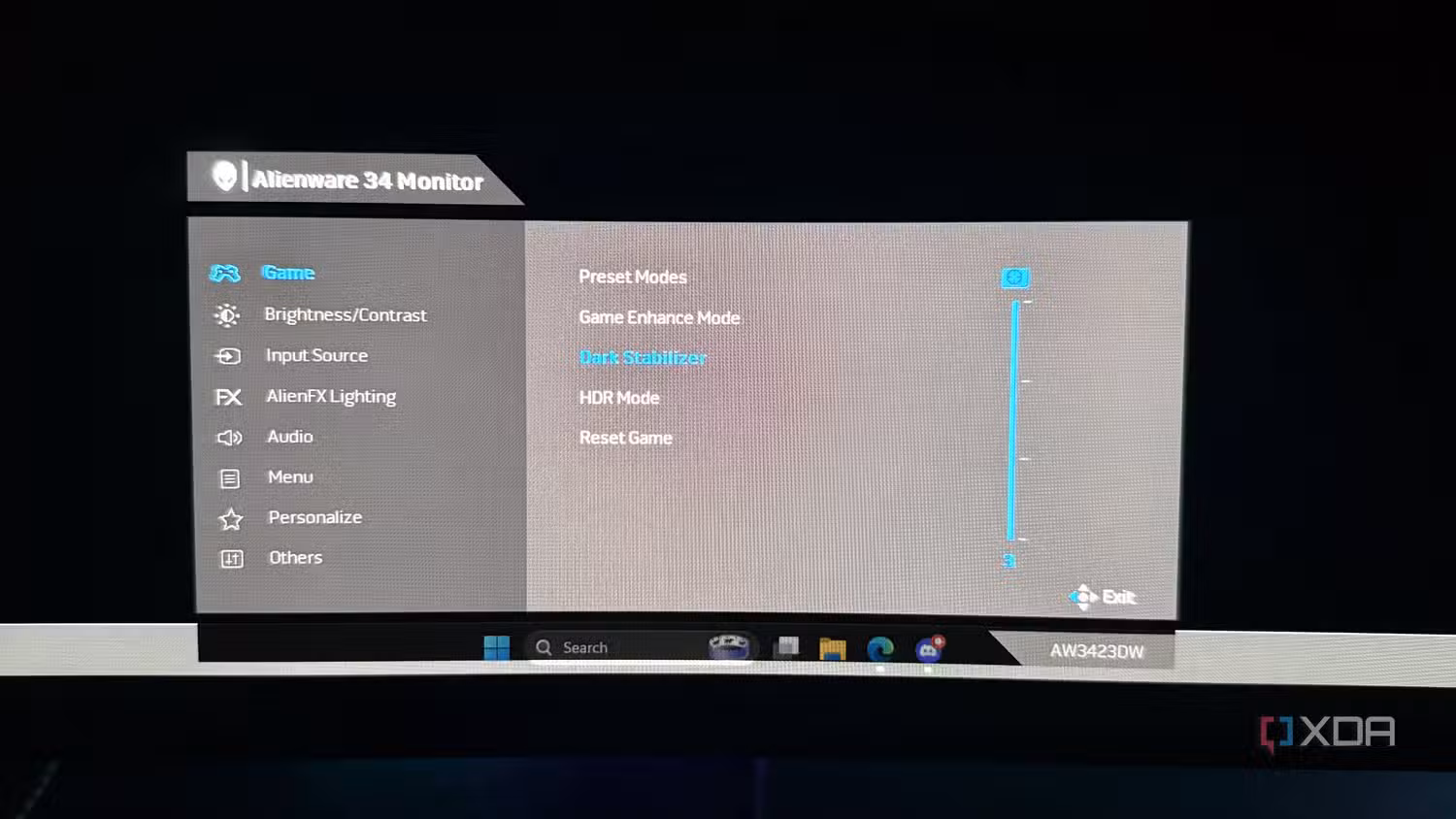 Monitor OSD showing dark stabilizer