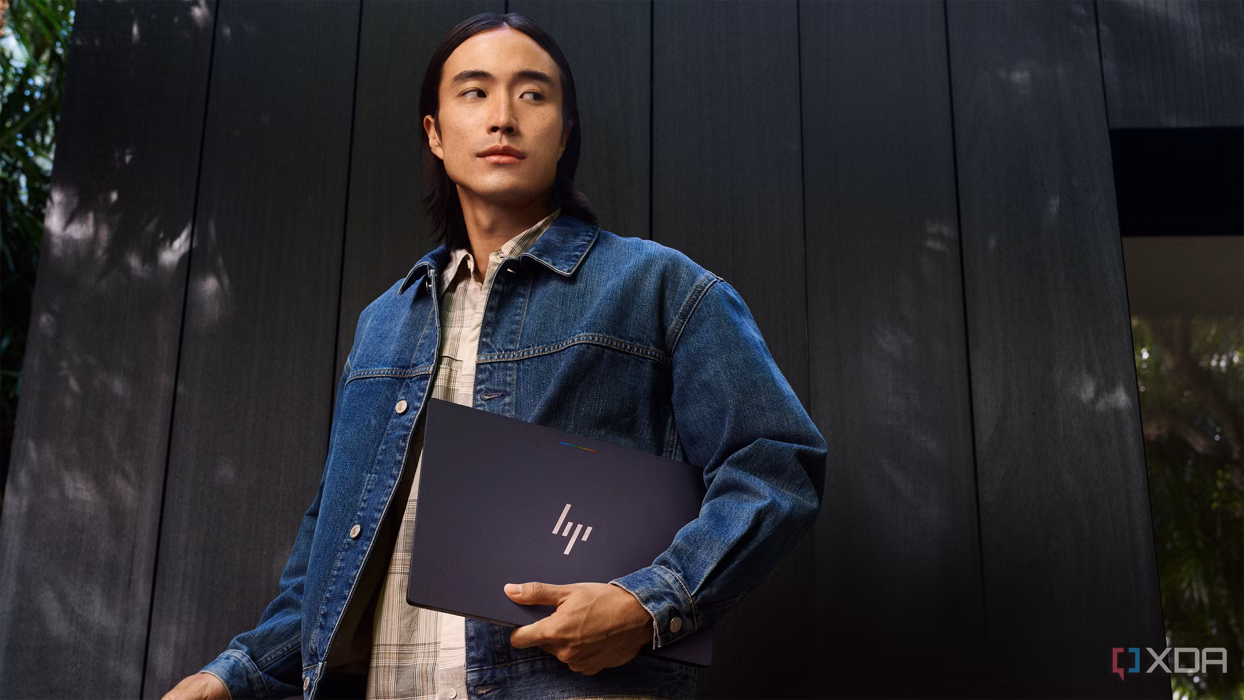 A lifestlye shot of an HP Googlebook