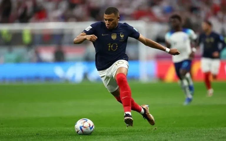 Mbappe sinh năm bao nhiêu? Hành trình chinh phục bóng đá thế giới&nbsp;
