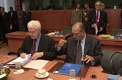 Lionel Jospin dan Jacques Chirac pada tahun 2001
