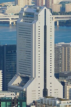 Az NEC székhelye, az NEC Supertower, a tokiói Minatóban