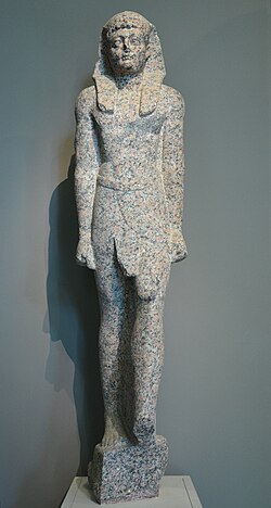 Statue représentant Alexandre en Pharaon