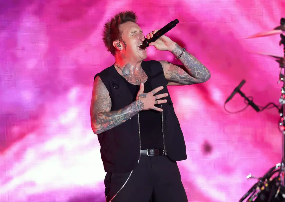 Papa Roach Pulls Out of Louder Than Life Over Band Member’s Health ‘Emergency’