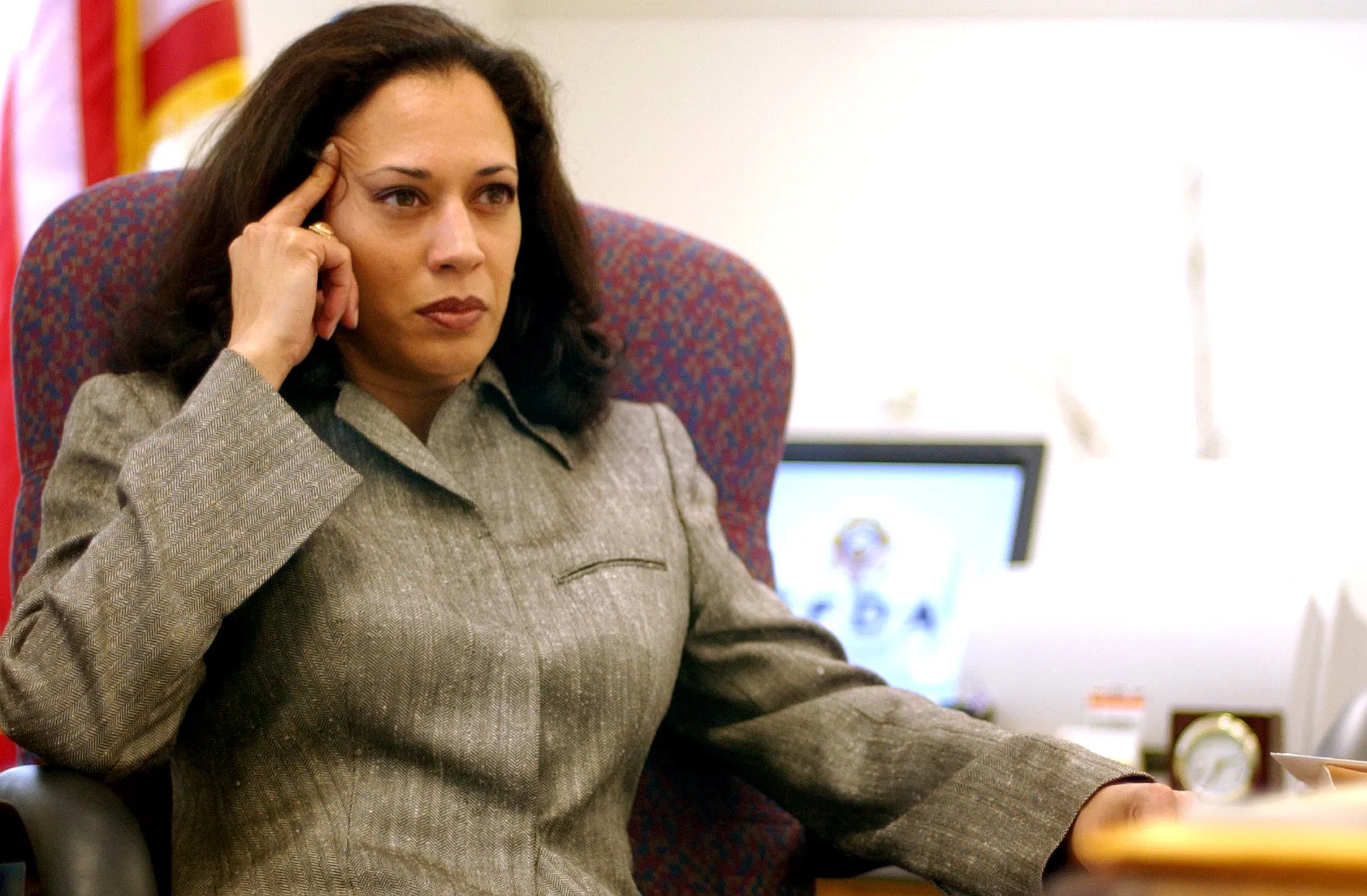 x14harr2.jpg 2004: San Francisco District Attorney Kamala Harris during an interview with Oakland Tribune reporter Josh Richman at her office at the San Francisco Hall of Justice. Harris is under fire for sticking to her campaign promise to never seek the death penalty, even in the case of the man charged with killing an SF Police officer. (Sean Connelley/Tribune)